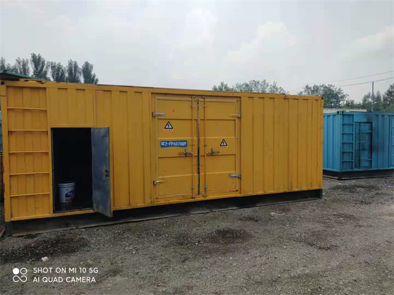 东城街道200KW柴油发电机组需要配备什么型号的电缆线？