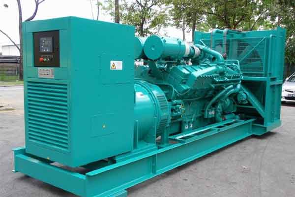 东城街道柴油发电机组电压不稳定怎样维修？